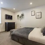 Albert Rd By The V Group